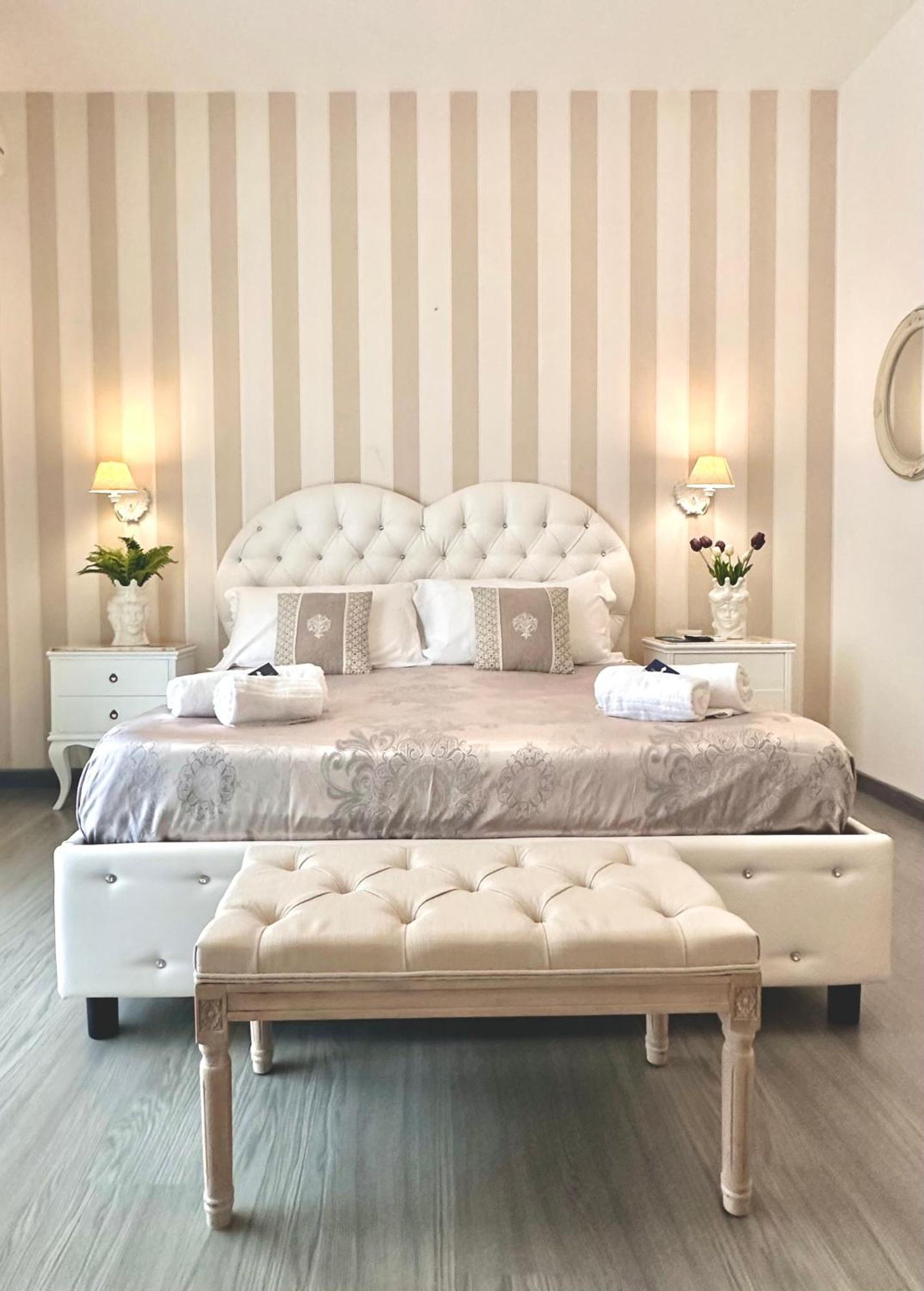Palazzo Chiatamone Hotel Nápoly Kültér fotó