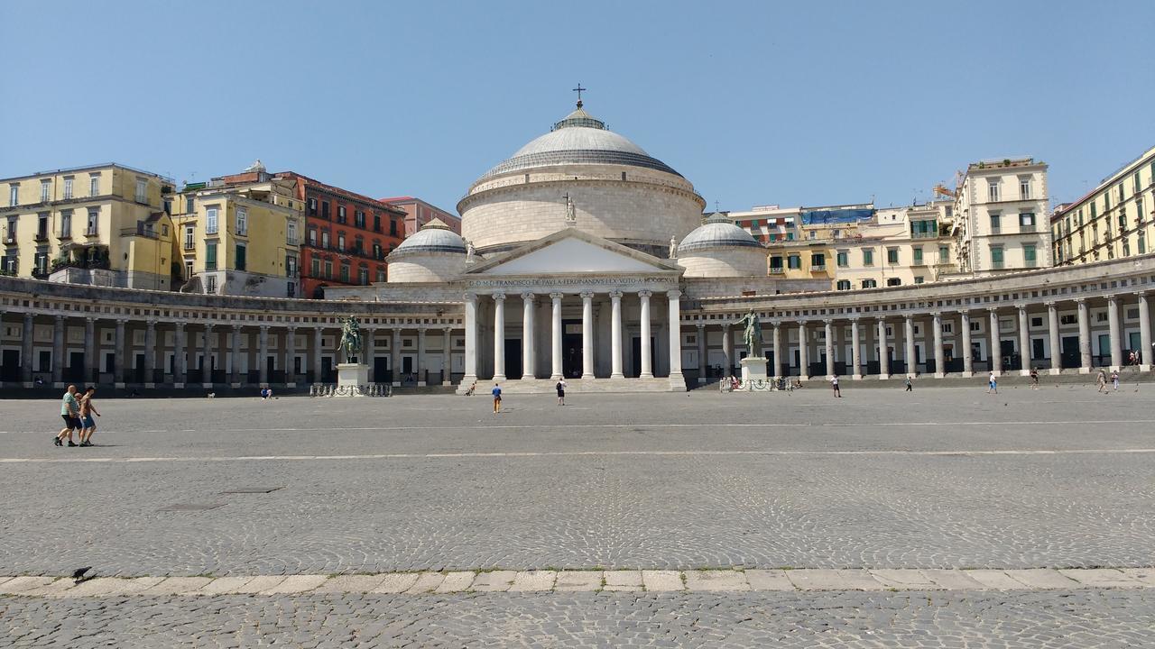 Palazzo Chiatamone Hotel Nápoly Kültér fotó